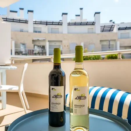 Bmyguest Santa Luzia Terrace Apartment *